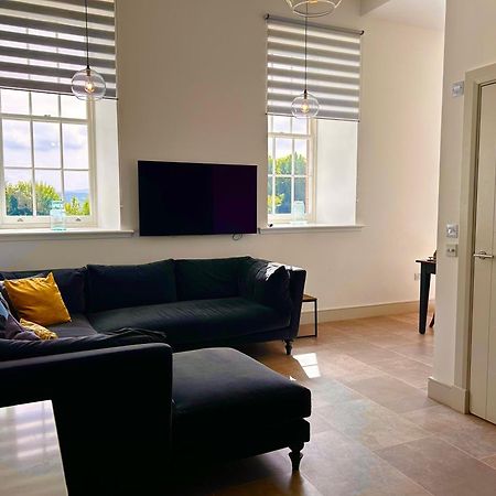 Inverness Great Glen Town House, 5 Minute Drive From Town Centre ภายนอก รูปภาพ