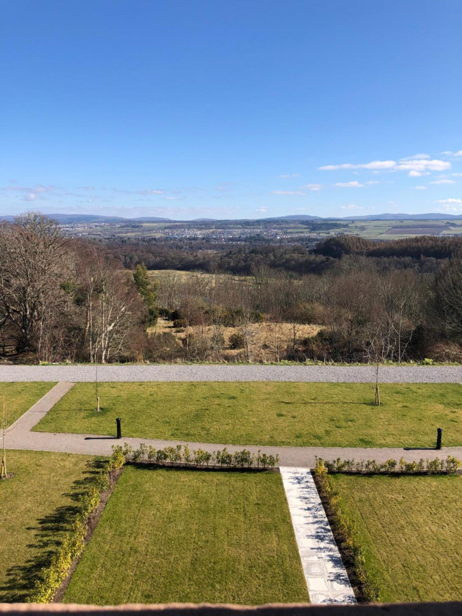 Inverness Great Glen Town House, 5 Minute Drive From Town Centre ภายนอก รูปภาพ