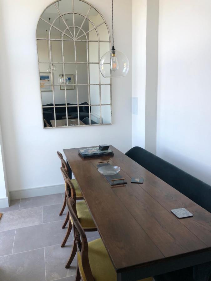 Inverness Great Glen Town House, 5 Minute Drive From Town Centre ภายนอก รูปภาพ