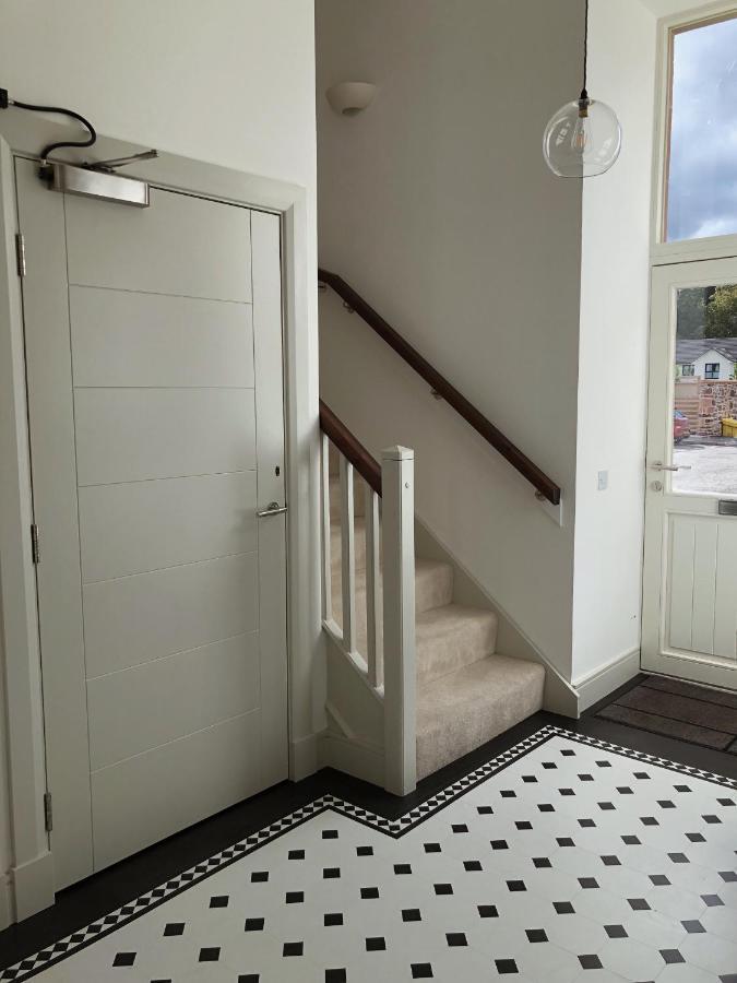 Inverness Great Glen Town House, 5 Minute Drive From Town Centre ภายนอก รูปภาพ