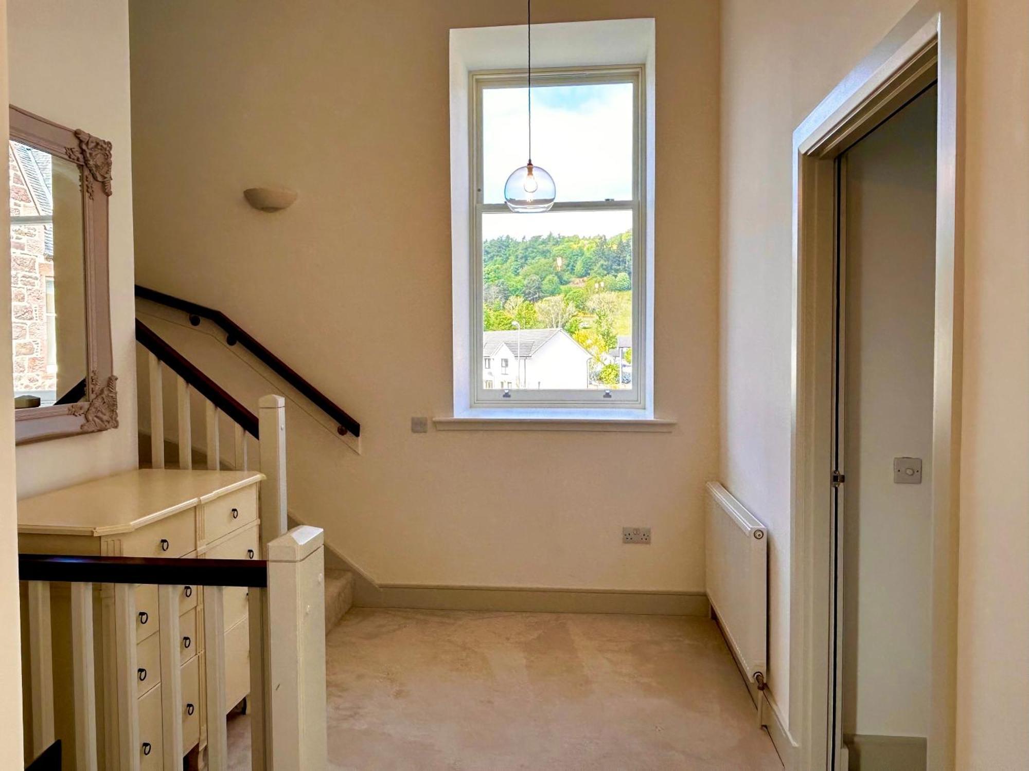 Inverness Great Glen Town House, 5 Minute Drive From Town Centre ภายนอก รูปภาพ