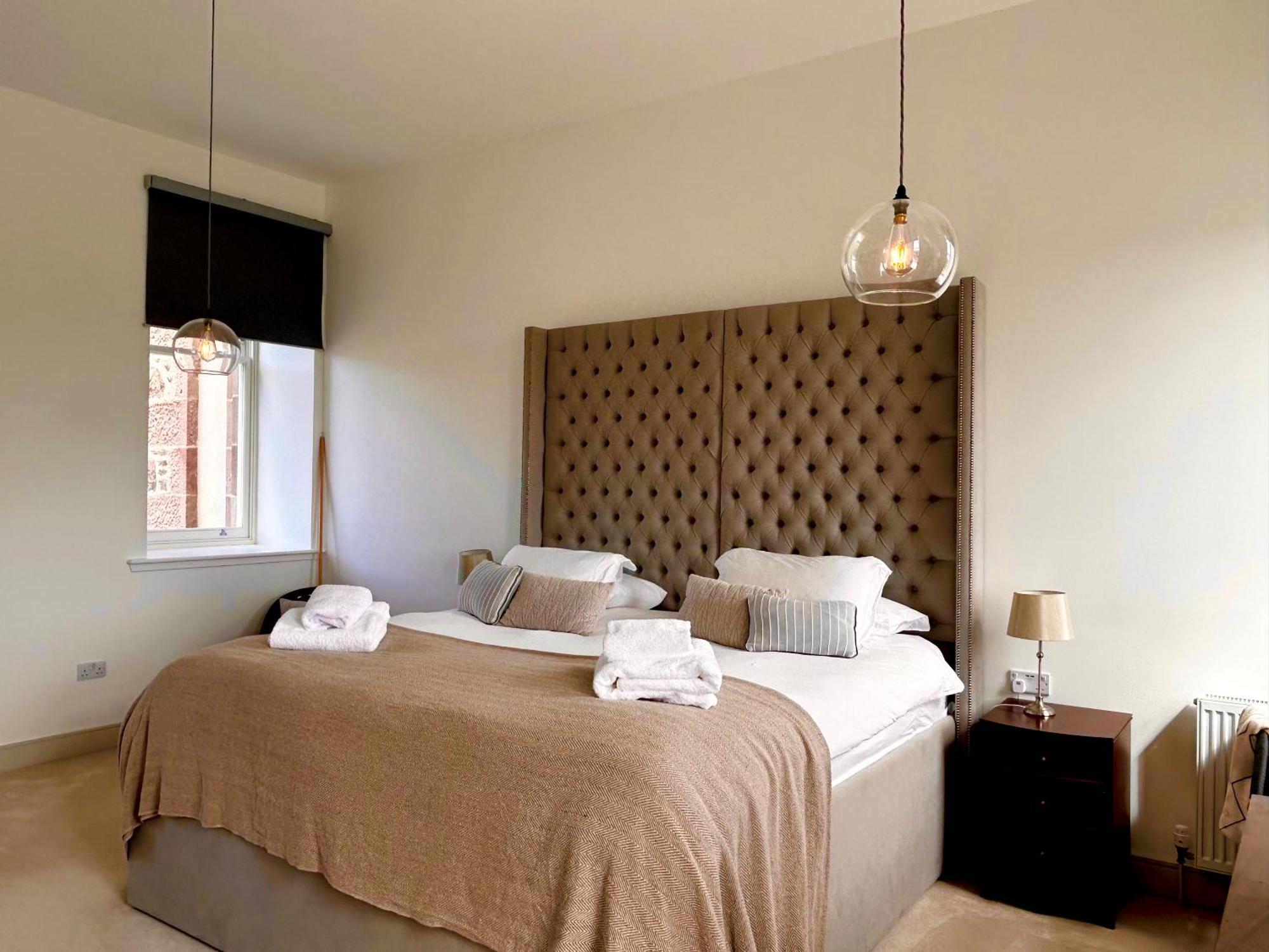 Inverness Great Glen Town House, 5 Minute Drive From Town Centre ภายนอก รูปภาพ